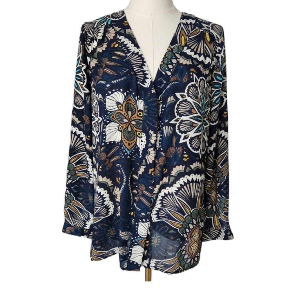 NWOT H&M blue floral blouse - Size 8